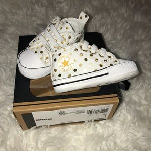 Baby converse